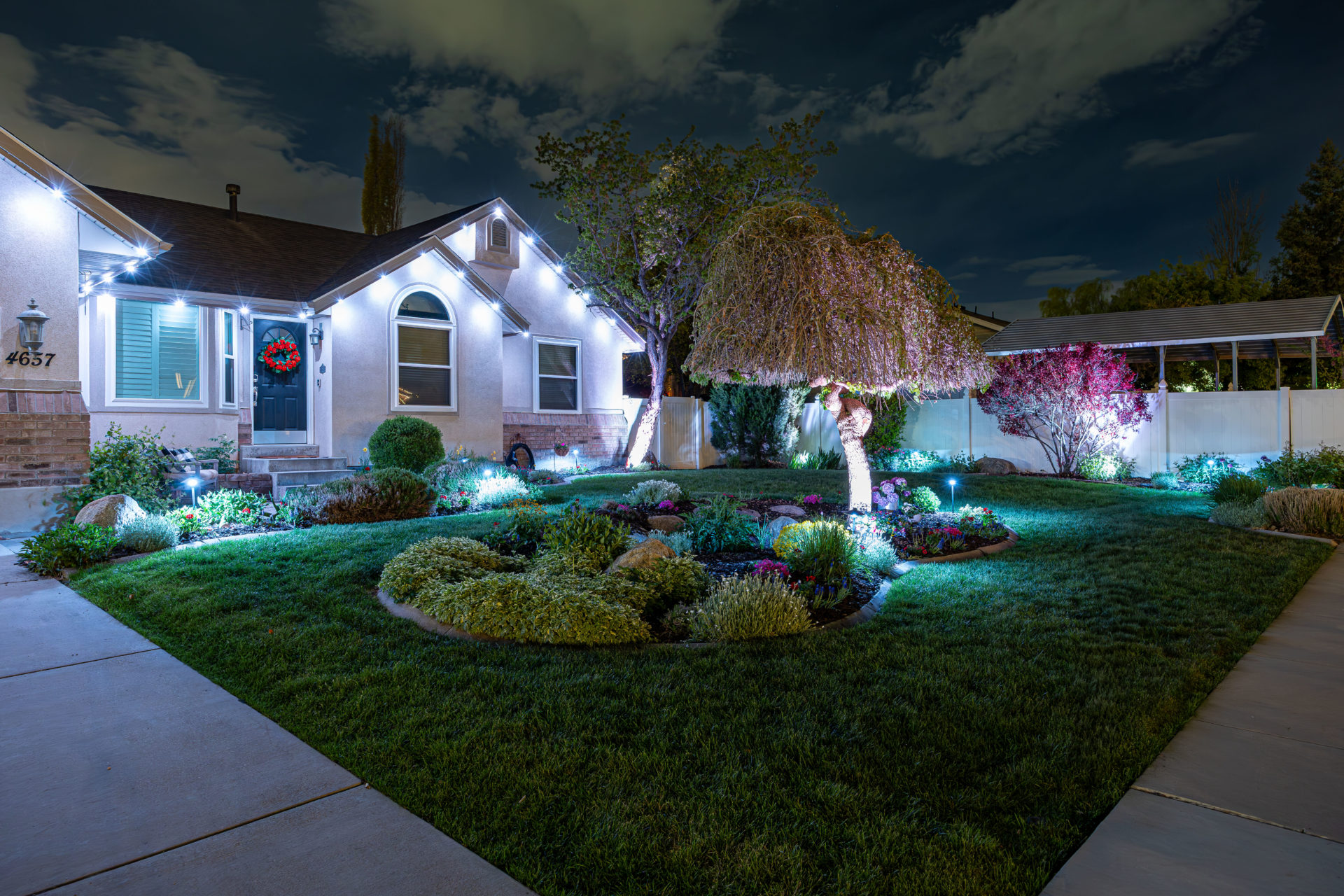 Landscape Lighting That Makes Your Home Shine After Dark